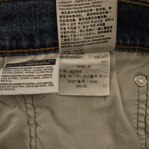 Levi Strauss 541 Jeans - Picture 6 of 9